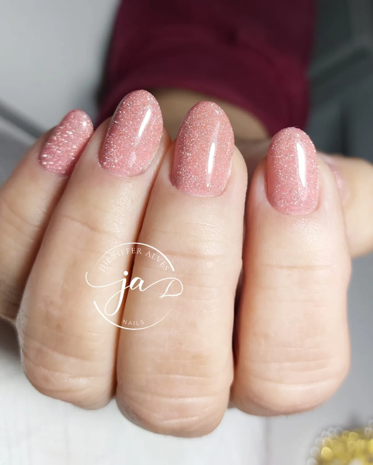 Trabalho em unhas